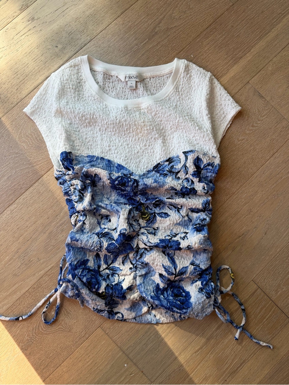 Maeve Blue Flora Ruched Side Tie Textured Top White Blue XS NWT